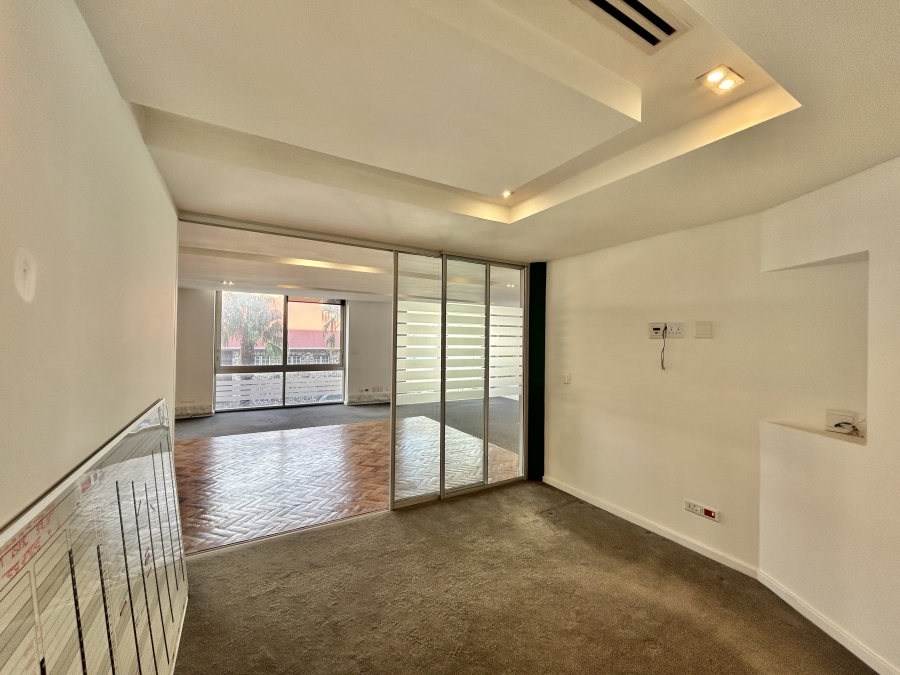 To Let Commercial Property for Rent in De Waterkant Western Cape